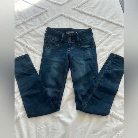 Pantamo Jeans. Size 28. - Picture 2 of 6